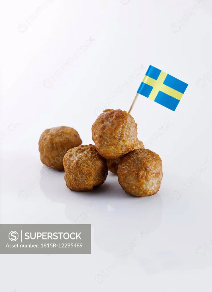 Koettbullar, Swedish meatballs with swedish flag