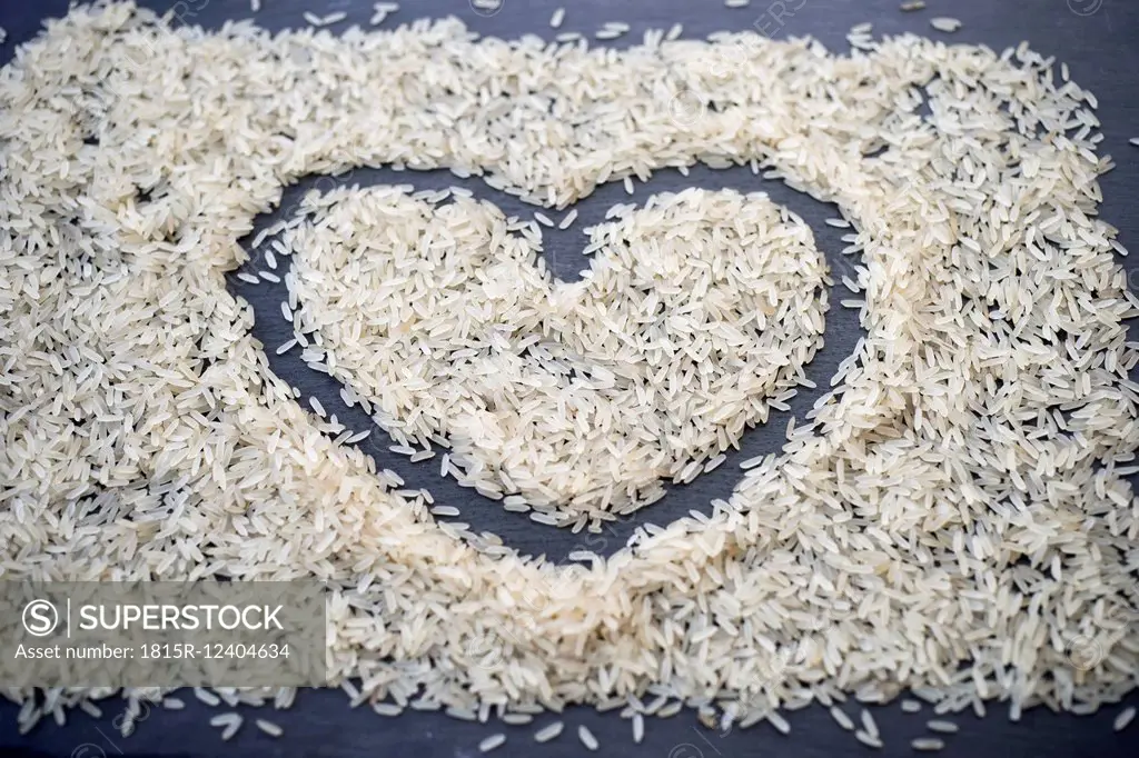 Heart shaped with rice grains
