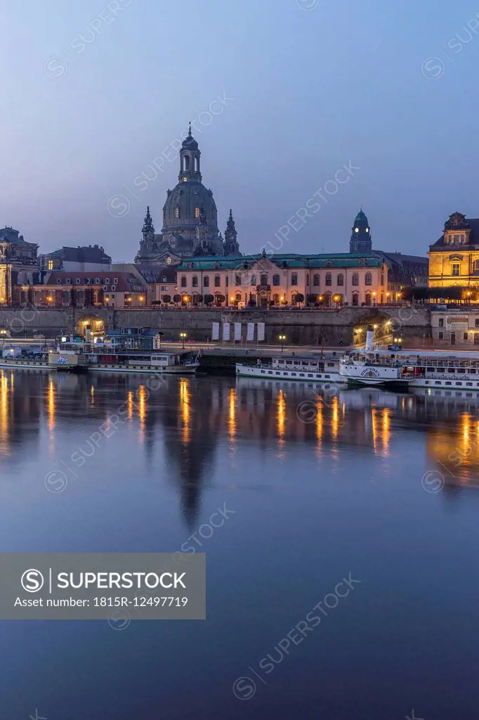 Germany, Dresden, view to Dresden Frauenkirche and Sekundogenitur in the morning