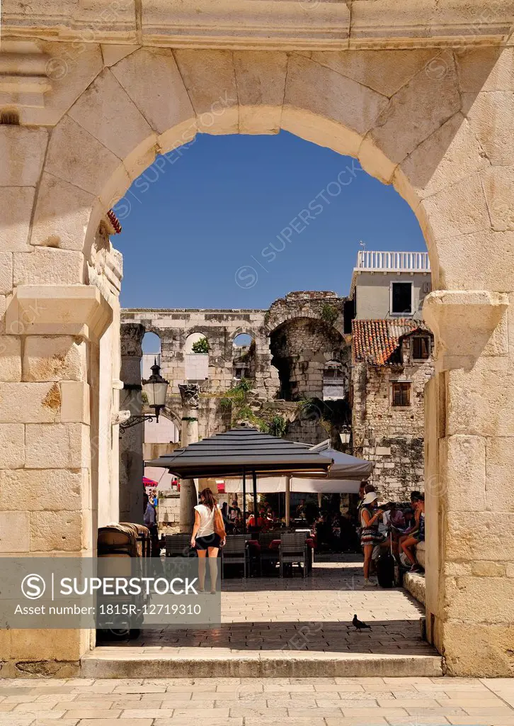 Croatia, Split, peristyle of the Diocletian's Palace