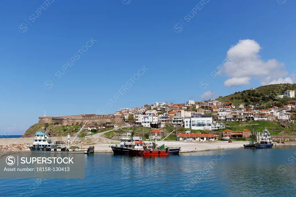 Turkey, Babakale Fortress and fishing harbour