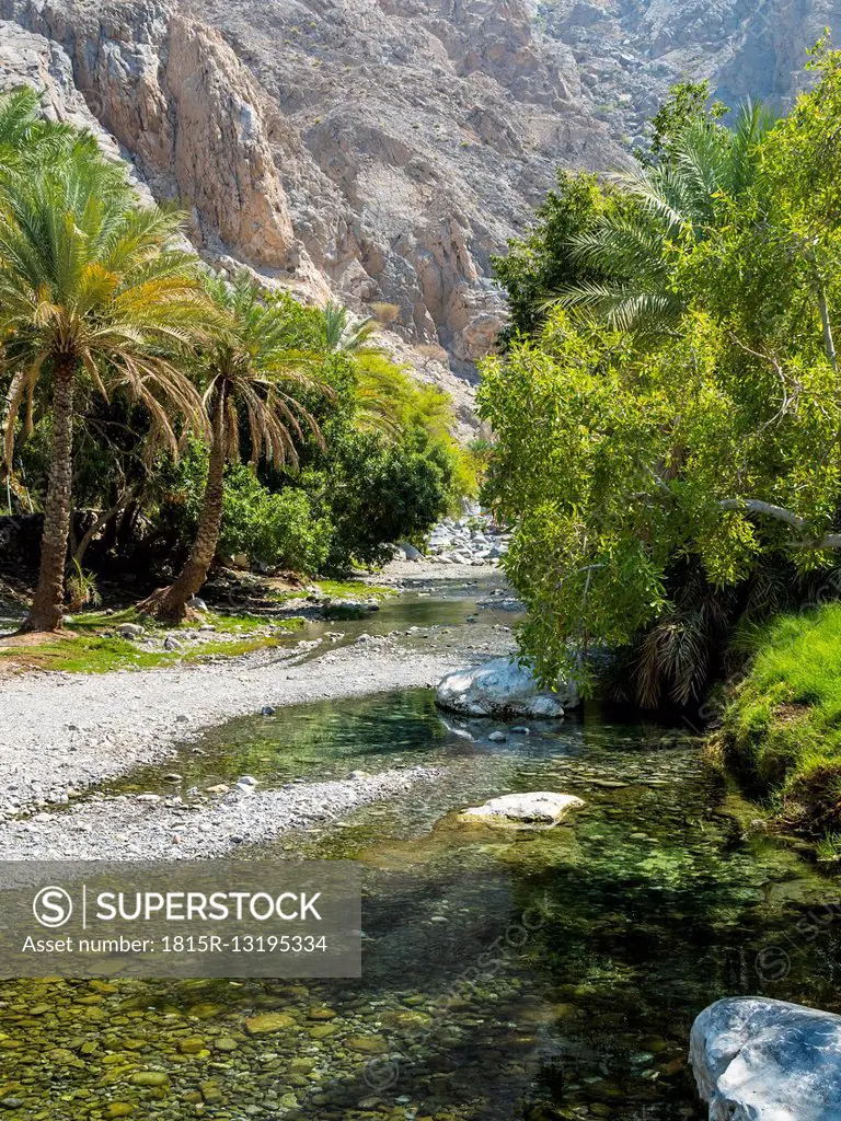Oman, Al Hajar Mountains, Wadi, Al-Thawarah