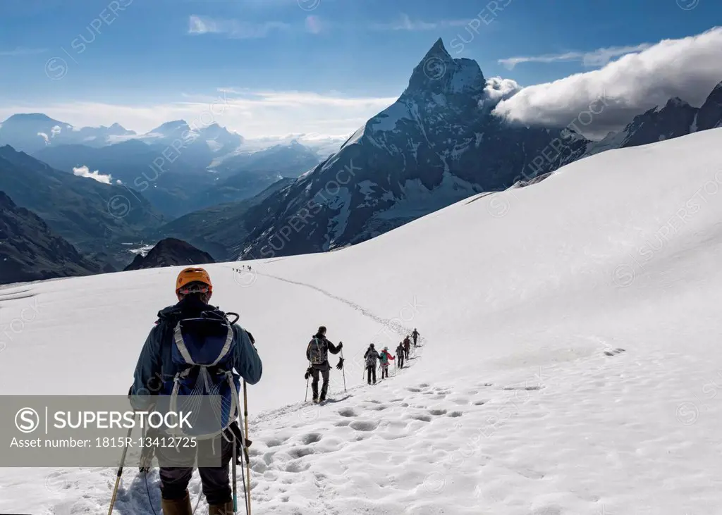 Switzerlalnd, Mountaineers heading to Matterhorn
