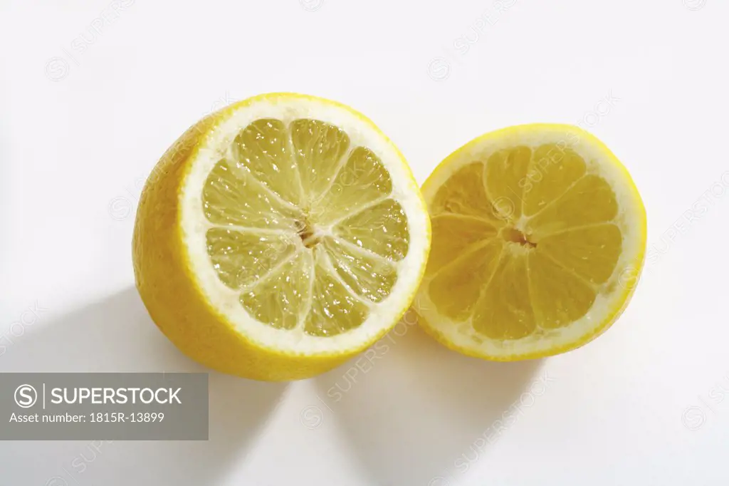 Sliced lemon, close-up