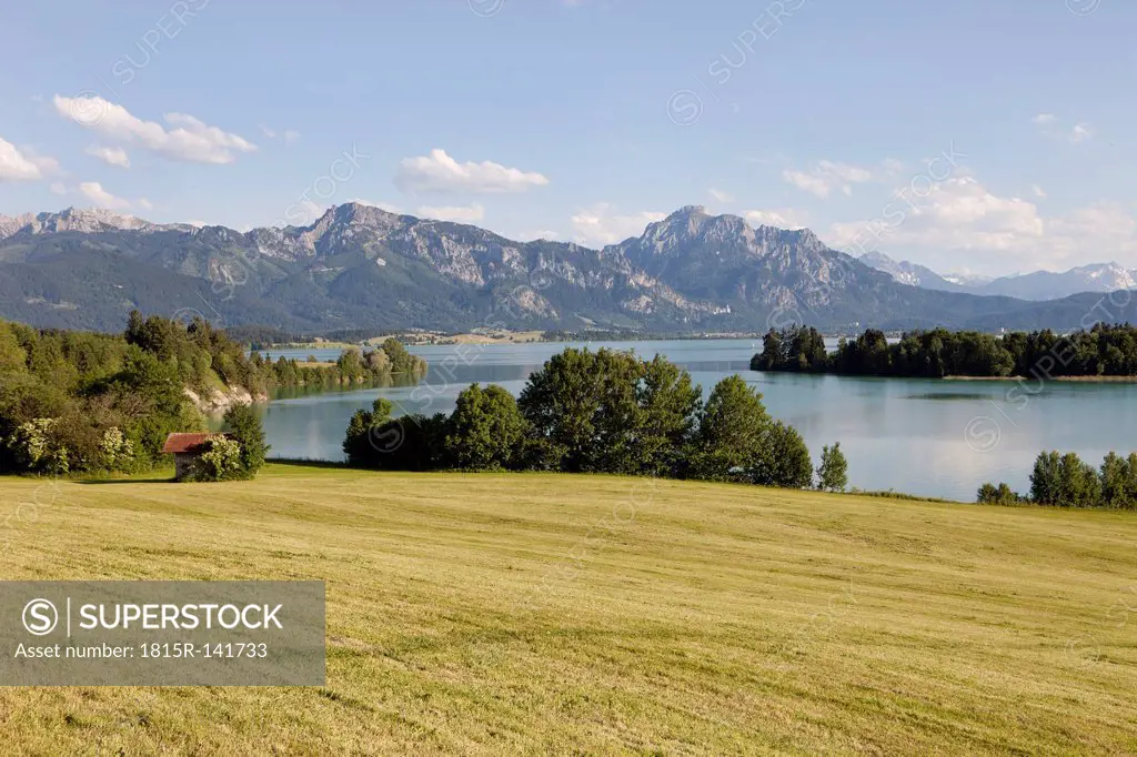 Germany, Bavaria, View of idyllic landscape at Forggensee