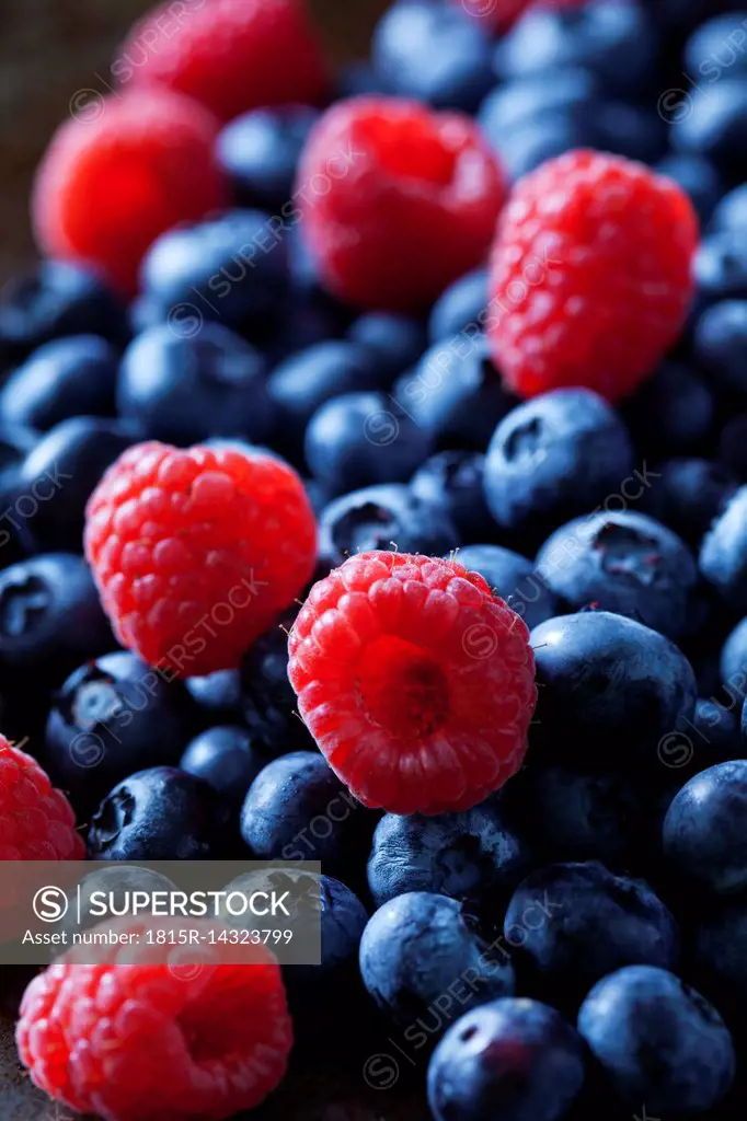 Blueberries and raspberries, close-up