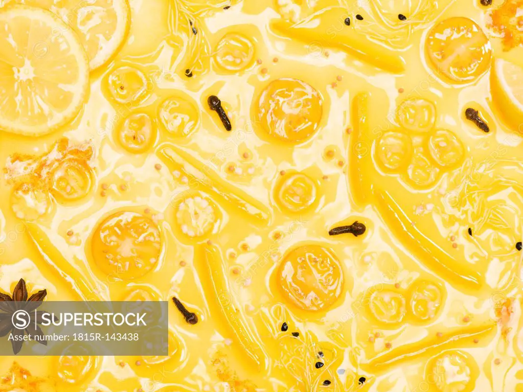 Surface of yellow sauce, close-up