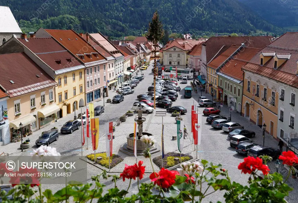 Austria, Carinthia, Cars parked at Hauptplatz square