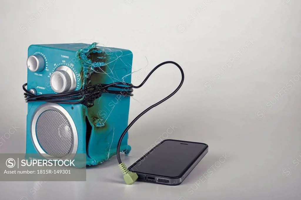 Melted speaker with smartphone