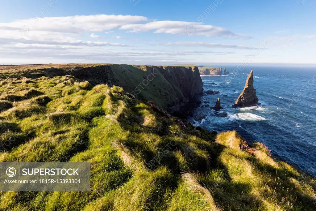 UK, Scotland, Caithness, Coast of Duncansby Head, Duncansby Stacks