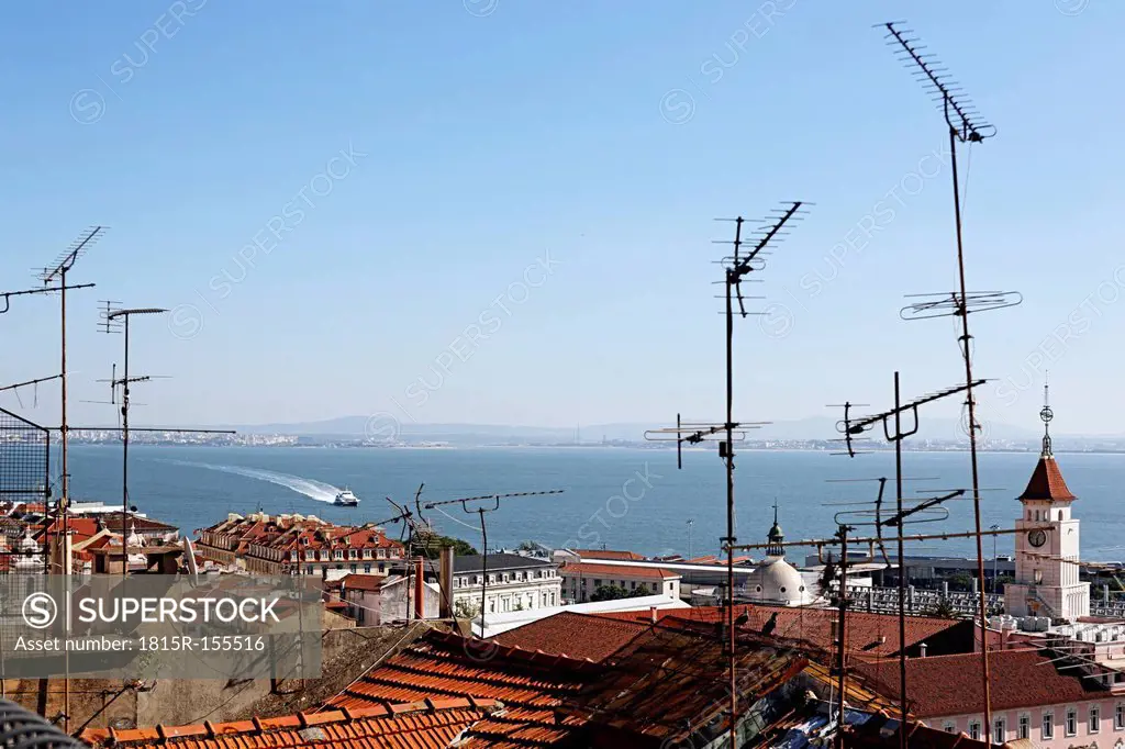 Portugal, Lisbon, Bica, View from Miradouro de Santa Catarina to Tejo