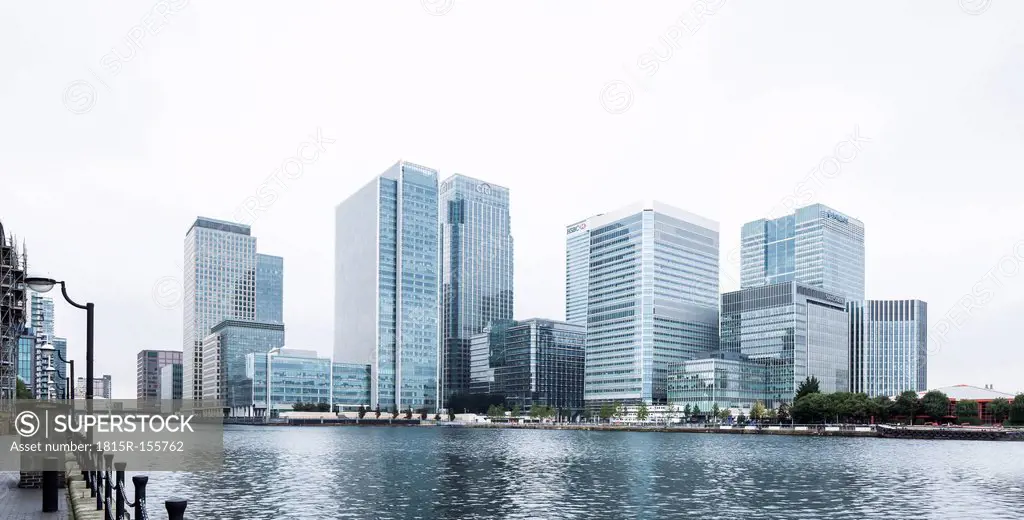 UK, London, Docklands, buildings at financal district