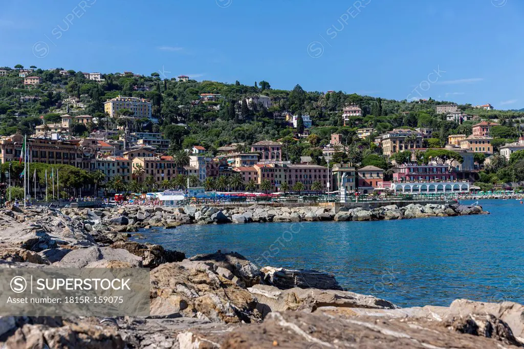 Italy, Liguria, Santa Margherita Ligure, Rocky coast