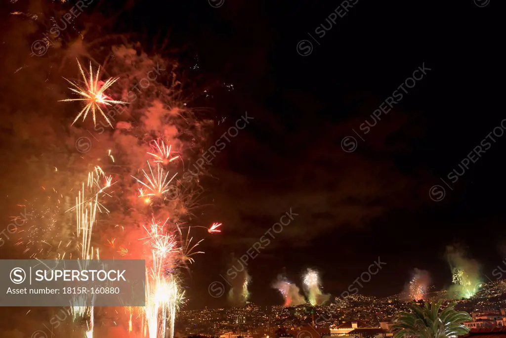 Portugal, Madeira, Funchal, fireworks at New Year's Eve