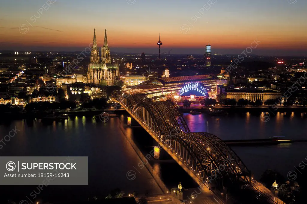 Germany, Cologne, Bridge and Cologne Cathedral at night