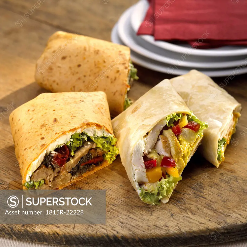 Wraps, filled with chicken