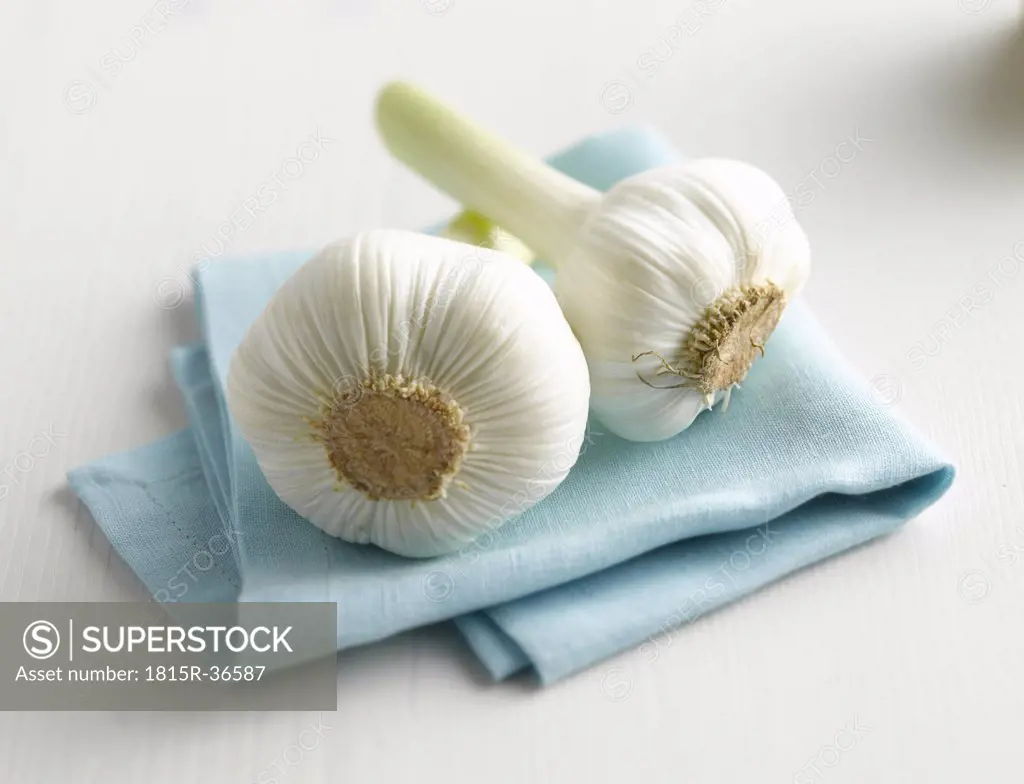 Fresh garlic on napkin