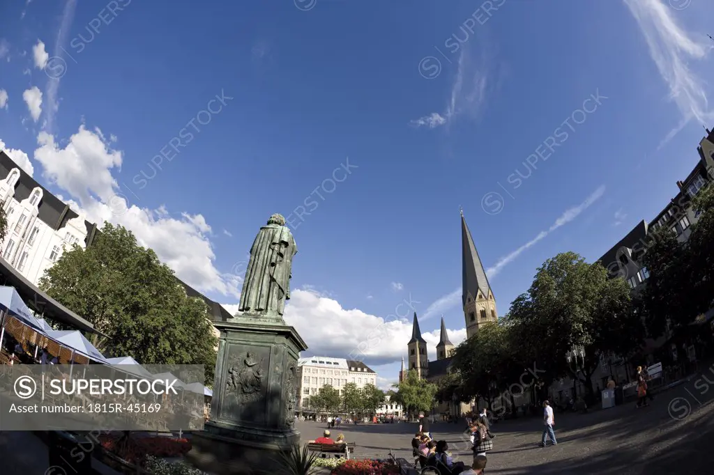 Germany, Bonn, Beethoven Statue at Munsterplatz