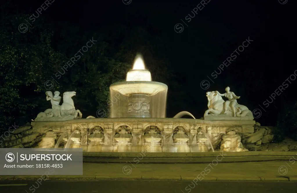 Wittelsbacher Brunnen, Fountain, Munich, Bavaria, Germany