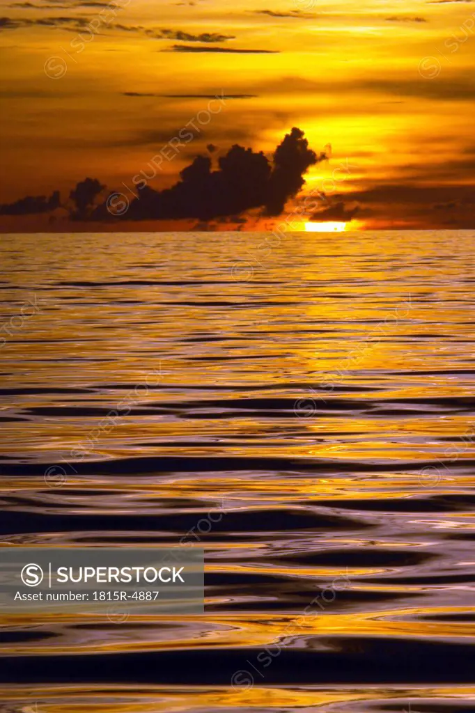 Philippines, sunset at sea