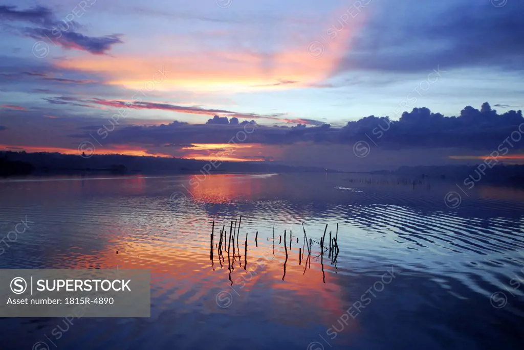 Philippines, Panglao, dawn in lagoon