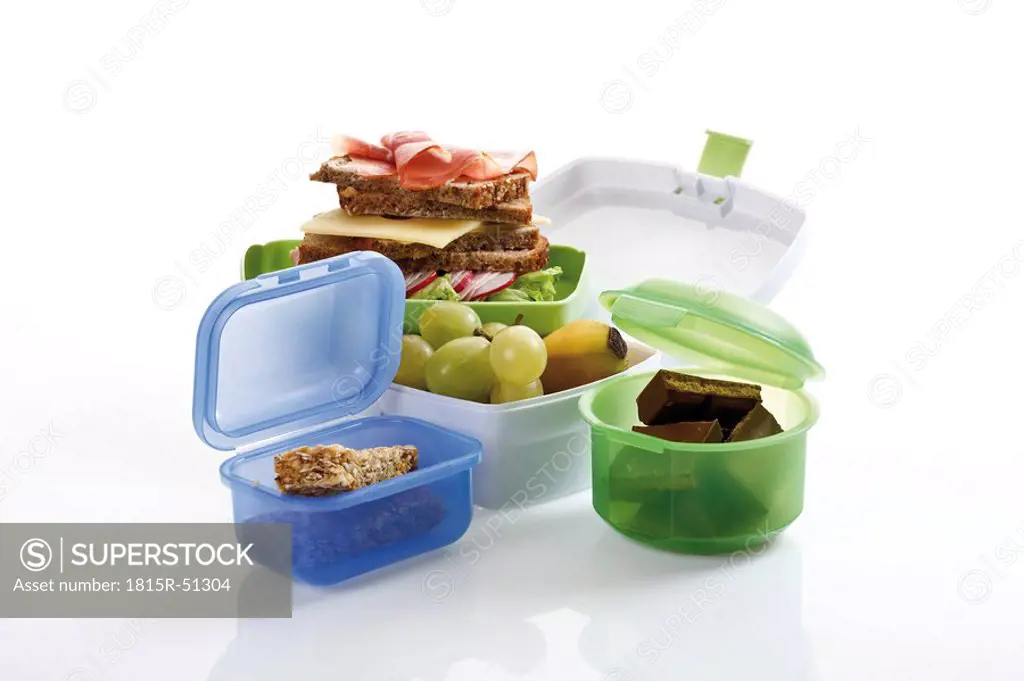 Lunchboxes with food