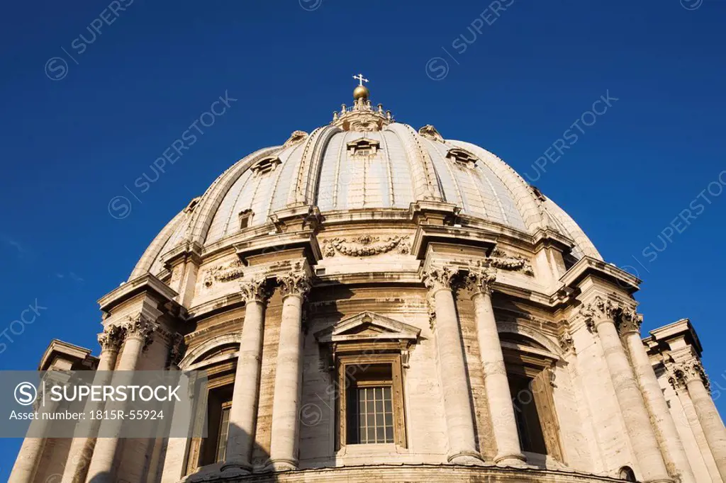 Italy, Rome, St. Peter´s Basilica, Cupola, close up