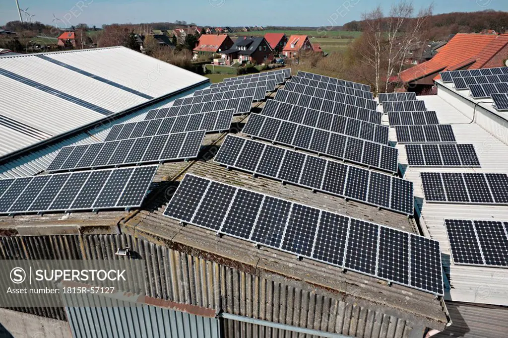 Germany, North Rhine_Westphalia, Coesfeld, Solar cells on solar plant