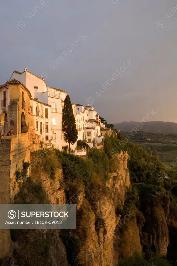 Spain, Ronda, Buildings on steep face