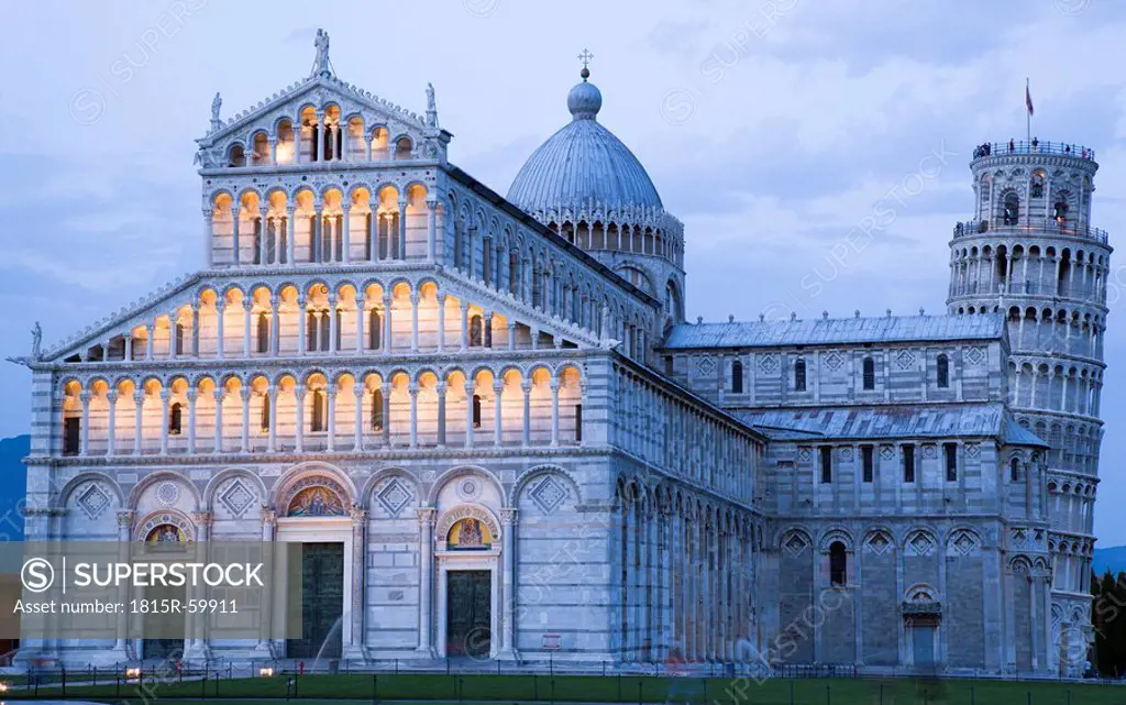 Italy, Tuscany, Pisa, Piazza dei Miracoli, Square of Miracles, Cathedral and Leaning Tower,
