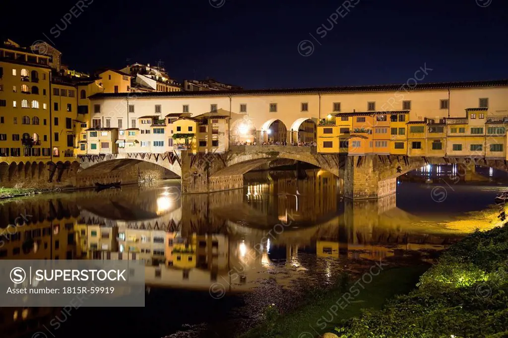 Italy, Florence, Ponte Vecchio at night