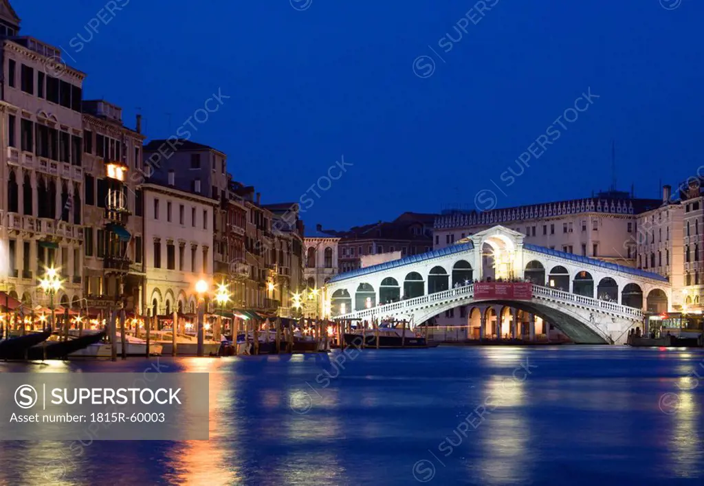 Italy, Venice, Grand Canal, Rialto bridge at night