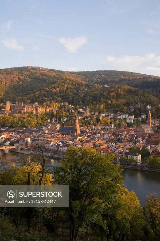 Germany, Baden_Württemberg, Heidelberg, View over Town and river