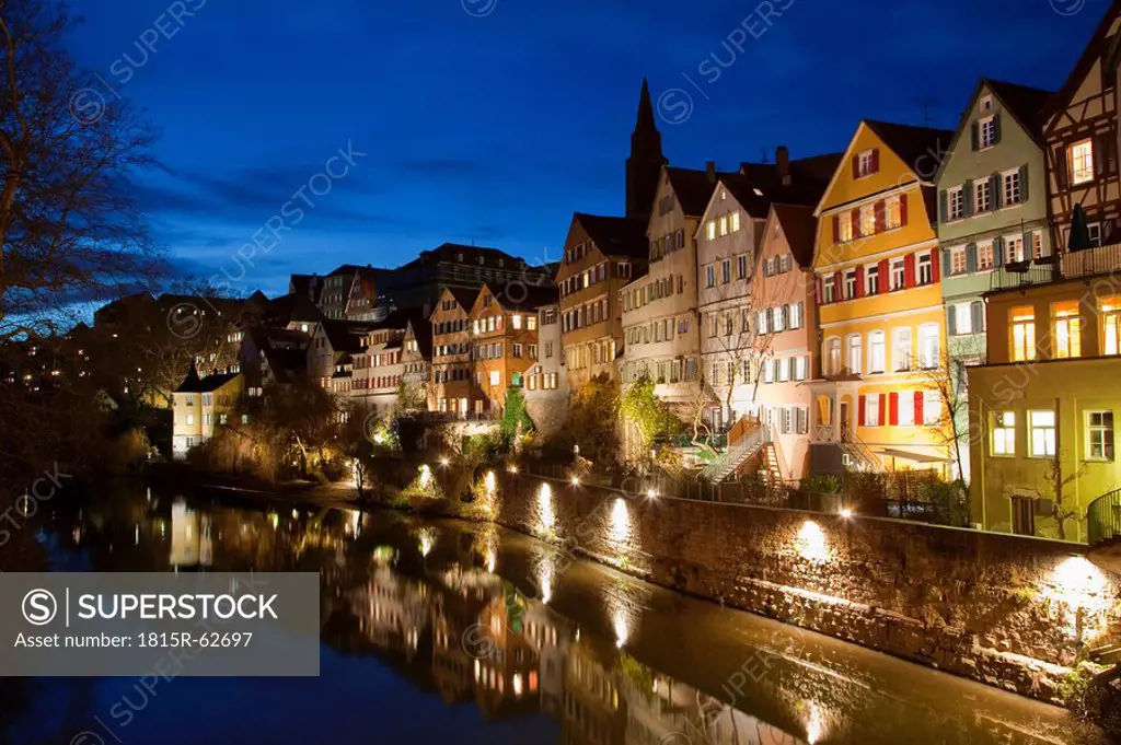 Germany, Baden_Wuerttemberg, Tuebingen, Old Town, Neckar River at night