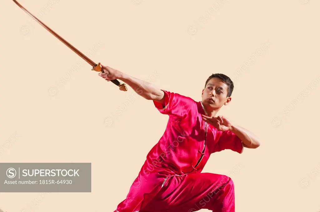 Kung Fu, Jianshu, Chabu hou zhan, Man holding sword