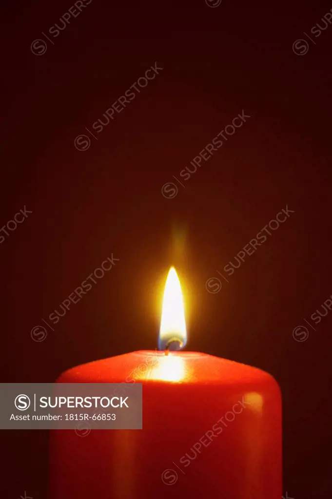 Candle burning, close up