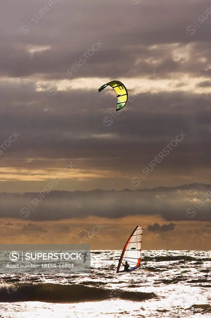 Germany, Mecklenburg_Vorpommern, Wustrow, Windsurfing and Kiteboarding