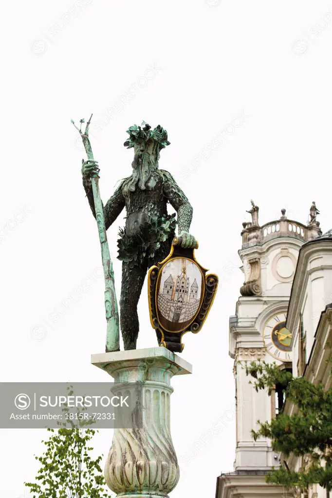 Austria, Salzburg, View of Neptunbrunnen fountain figure Wilder Mann