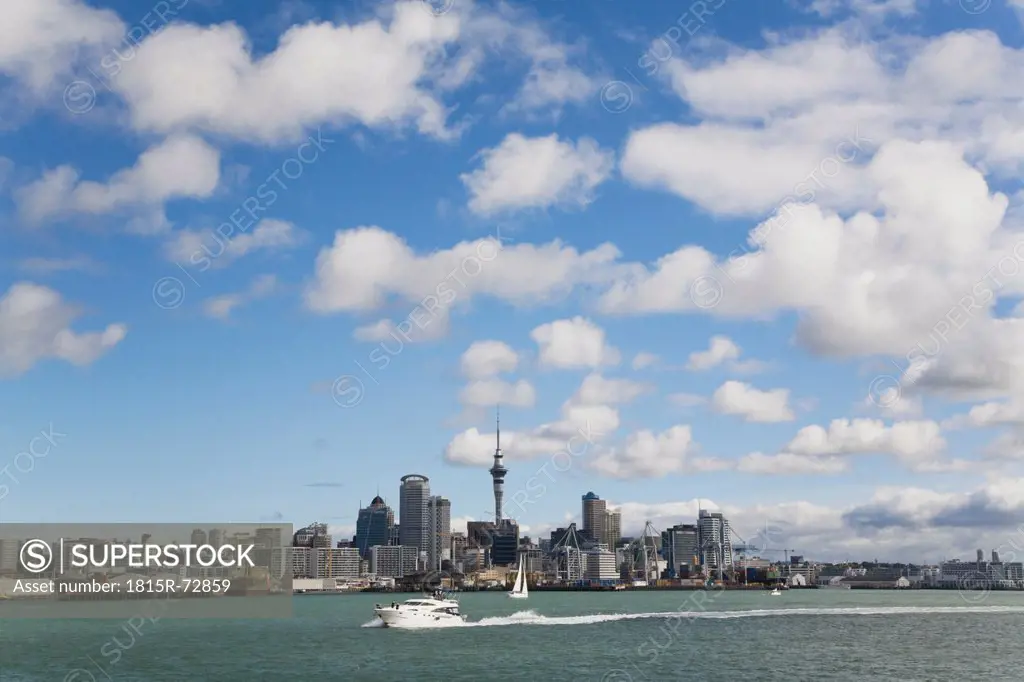 New Zealand, Auckland, North Island, View of city skyline
