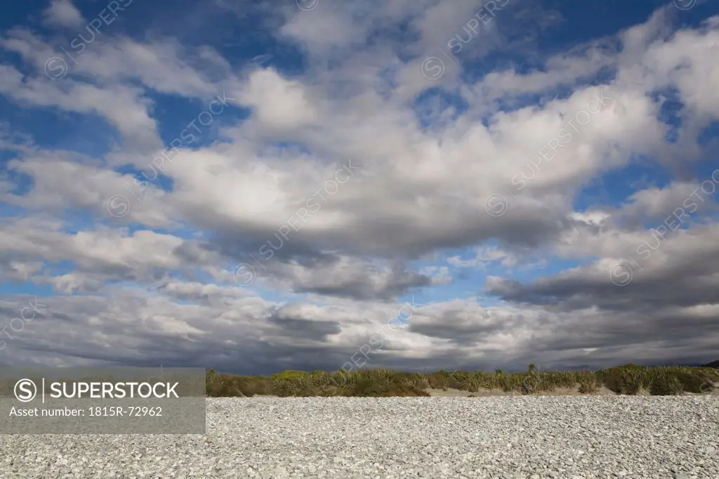 New Zealand, South Island, West Coast, View of cloudy sky at Gillespies Beach