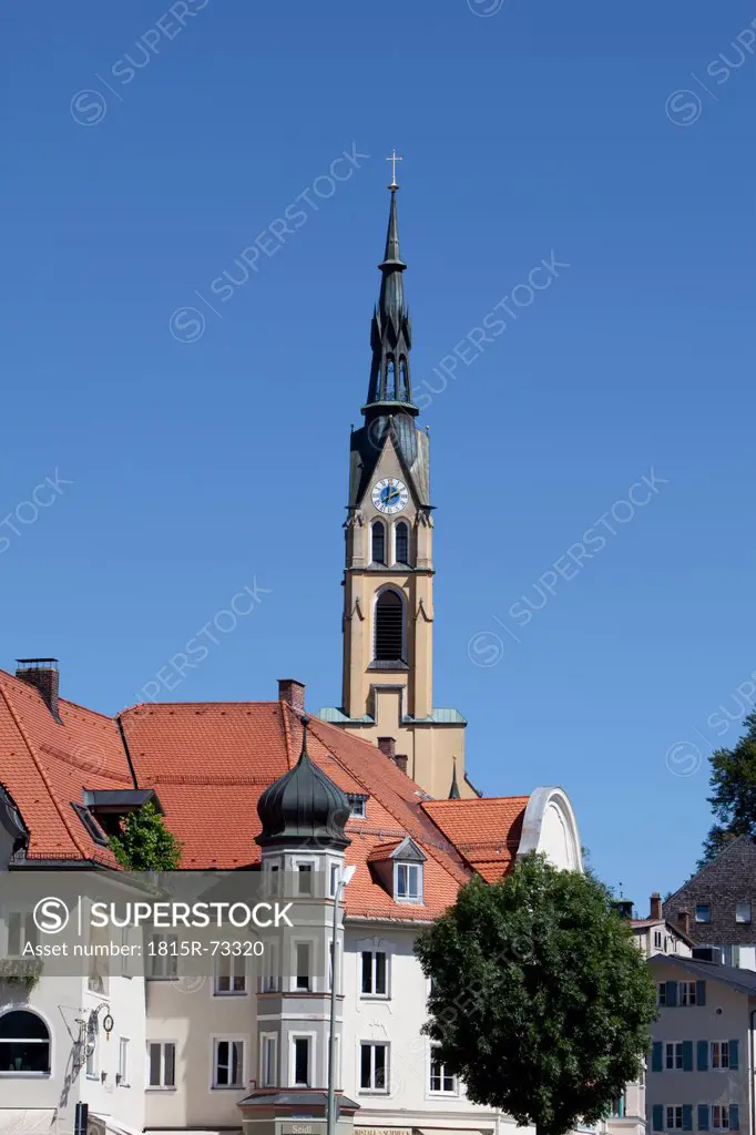 Germany, Bavaria, Bad Toelz, View of Stadtpfarrkirche