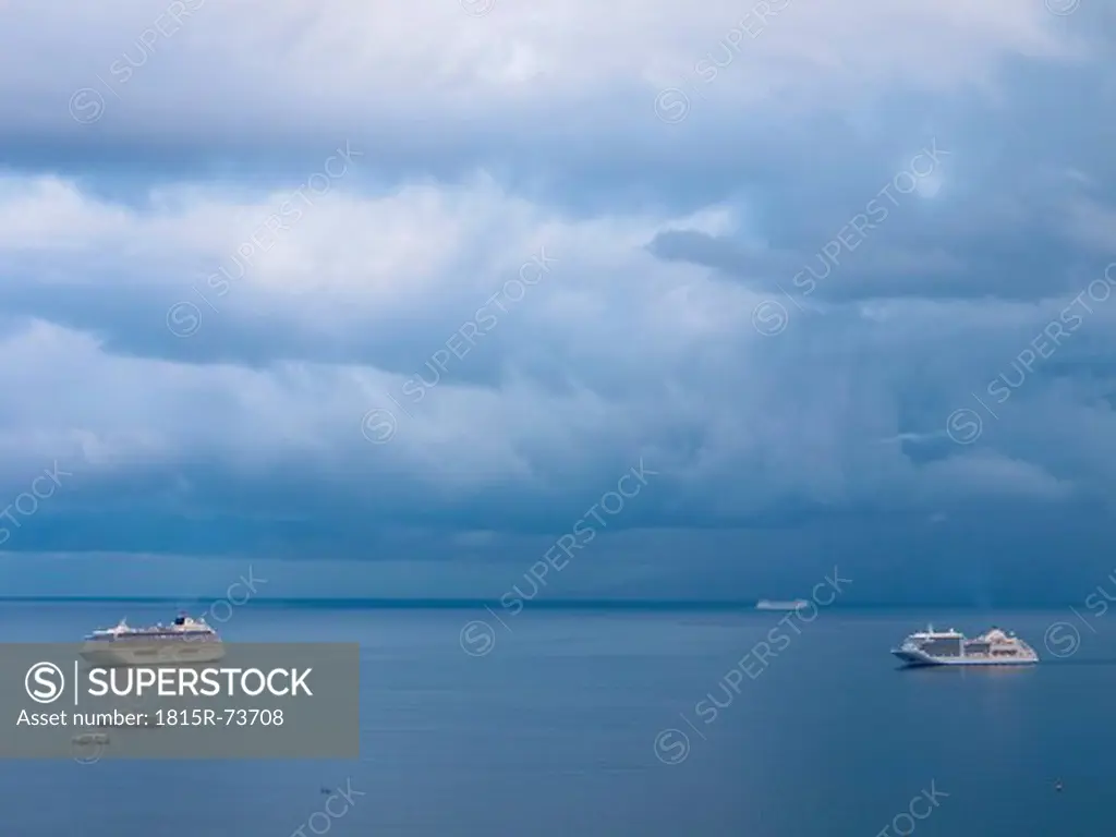 Southern Italy, Amalfi Coast, Piano di Sorrento, View of cloudy sky with cruiseliners in sea