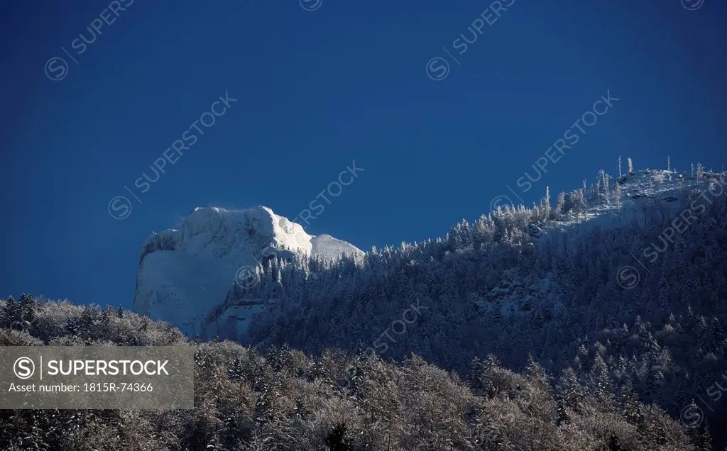 Austria, Salzkammergut, View of schafberg mountain