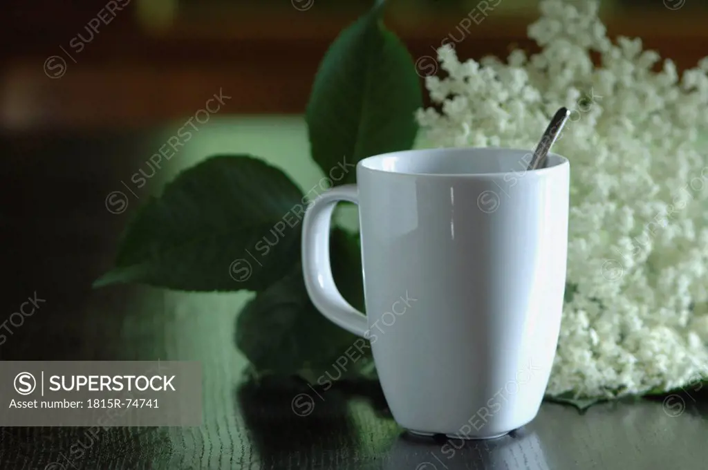 Elderflower tea, close up