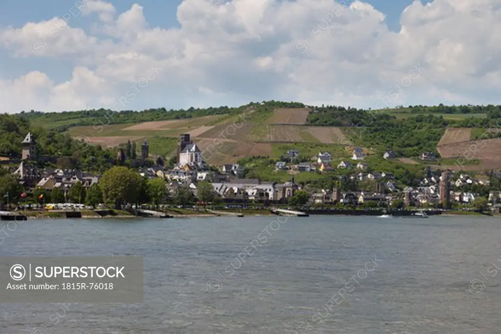 Europe, Germany, Rhineland_Palatinate, View of village oberwesel on the rhine