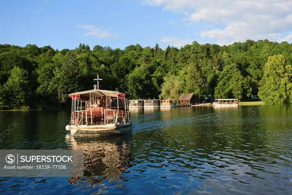 Europe, Croatia, Jezera, Ferry boat in lake