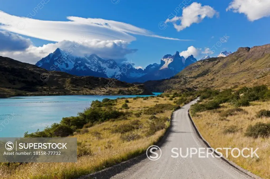 South America, Chile, Patagonia, View of cuernos del paine with river rio paine and gravelroad