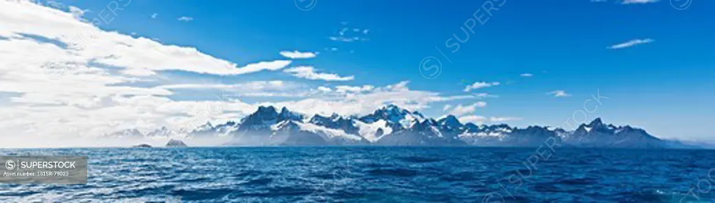 South Atlantic Ocean, United Kingdom, British Overseas Territories, South Georgia, View of sea with mountains in background