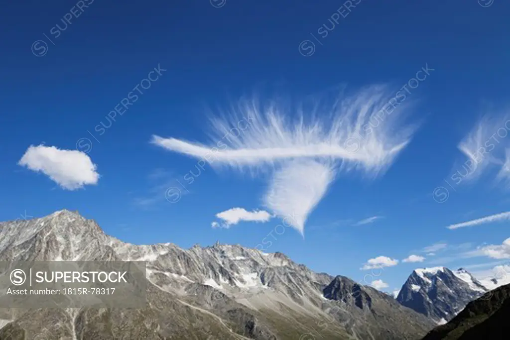 Switzerland, Valais, View of mountain ranges