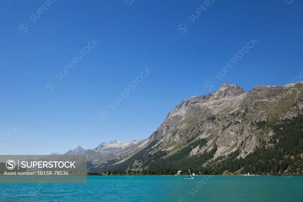 Europe, Switzerland, Grisons, Alps, Upper Engadin, View of Wind Surfers on Lake Silvaplana